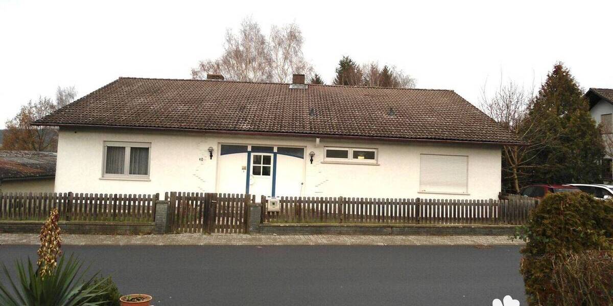 Einfamilienhaus Lützelbach Lützel-Wiebelsbach - 9 Zimmer, 300 m&sup2;, 399.000&euro; | Angebot:26029286