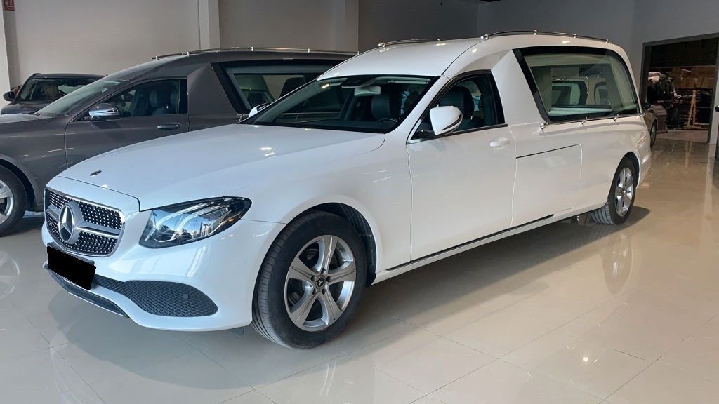 Mercedes-Benz E 220 20.000 km 136.850 &euro; Grosswallstadt 63868