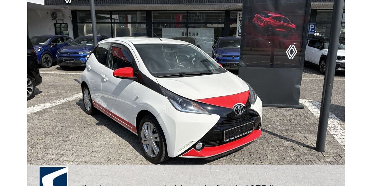 Toyota Aygo (X) 70.000 km 7.470 &euro; Hanau 63452