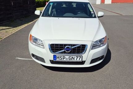 Volvo V70 221.200 km 8.950 &euro; Frammersbach 97833