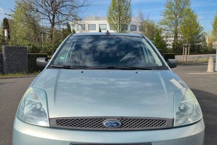 Ford Fiesta 194.000 km 1.899 &euro; Alzenau 63755