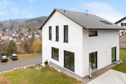 Haus Neuhütten - 7 Zimmer, 195 m&sup2;, 660.000&euro; | Angebot:25732674