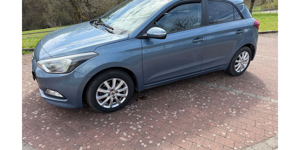 Hyundai i20 130.000 km 7.890 &euro; Mömbris 63776