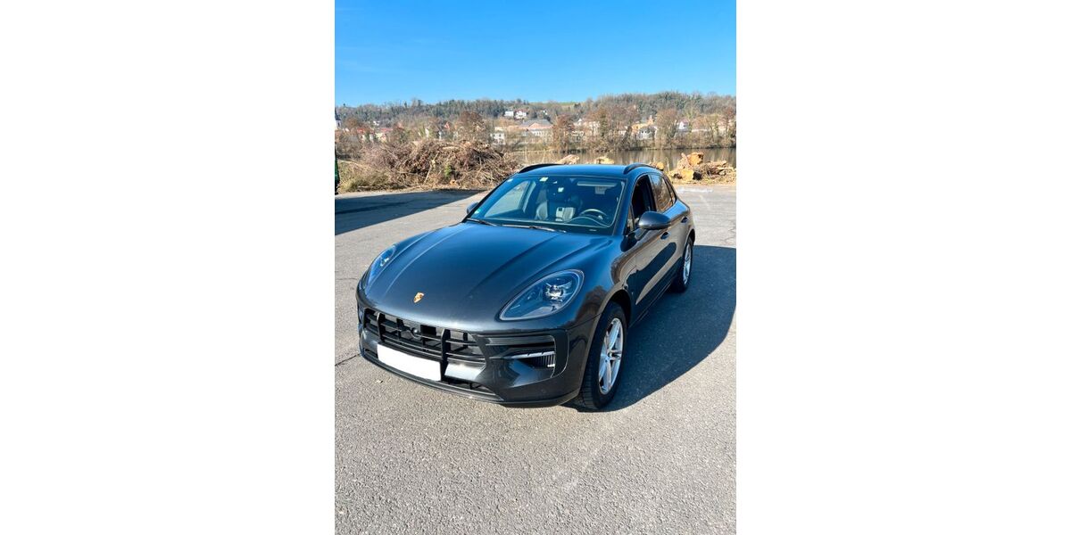 Porsche Macan 93.000 km 52.900 &euro; Elsenfeld 63820