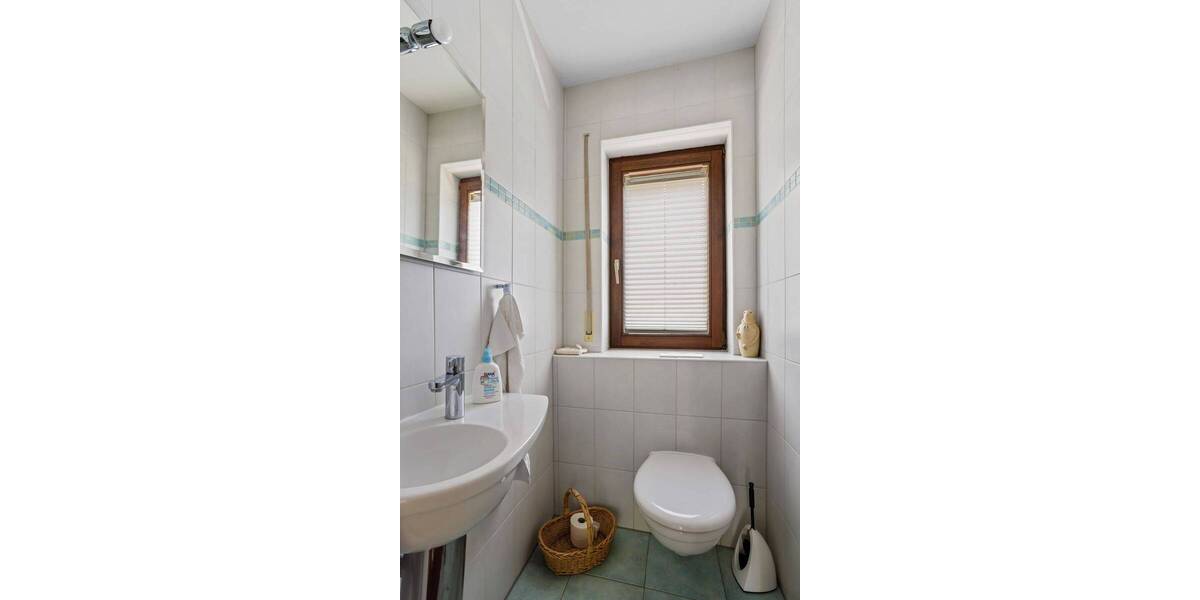 Einfamilienhaus Gelnhausen - 7 Zimmer, 205 m&sup2;, 610.000&euro; | Angebot:26684192