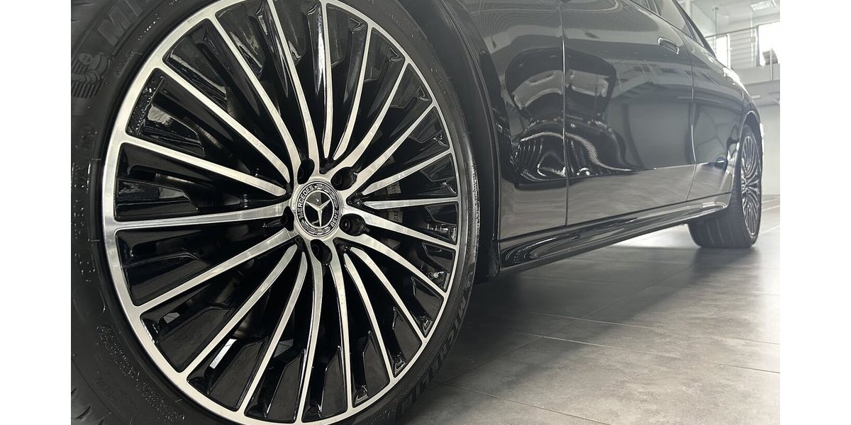 Mercedes-Benz E 200 AMG ADVANCED+ DISTRONIC- PANORAMA- MEMORY! 11.786 km 55.870 &euro; Groß-Umstadt 64823