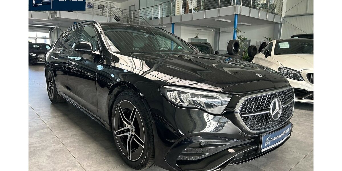 Mercedes-Benz E 200 T AMG DISTRONIC-NIGHT-AHK-LENKRADHEIZUNG! 39.999 km 43.499 &euro; Groß-Umstadt 64823