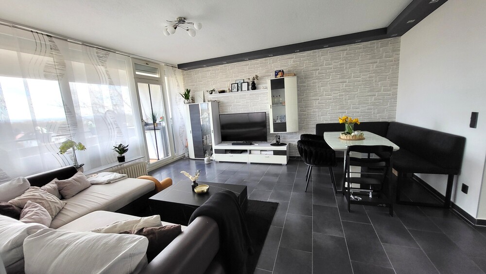 Verkaufsstart! Modern sanierte 3 Zimmer-ETW in Ruhe und Blicklage - Etagenwohnung Bruchköbel | Angebot:25972173