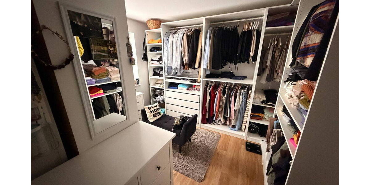 Doppelhaushälfte Bruchköbel - 7 Zimmer, 190 m&sup2;, 2.950&euro; | Angebot:26188724