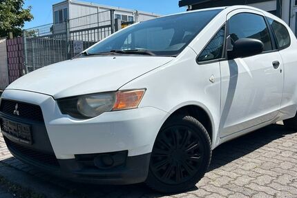 Mitsubishi Colt 124.013 km 2.600 &euro; Hanau 63456