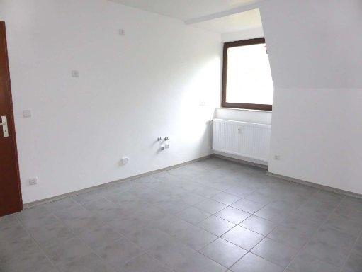 Dachgeschoßwohnung Frammersbach - 2.5 Zimmer, 80 m&sup2;, 590&euro; | Angebot:26002738