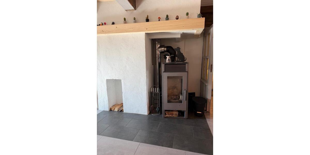 Etagenwohnung Kleinwallstadt - 3 Zimmer, 130 m&sup2;, 1.390&euro; | Angebot:25368790