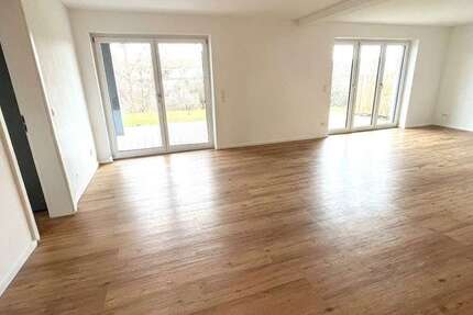 Wohnung Hausen - 3 Zimmer, 109 m&sup2;, 1.100&euro; | Angebot:26176226