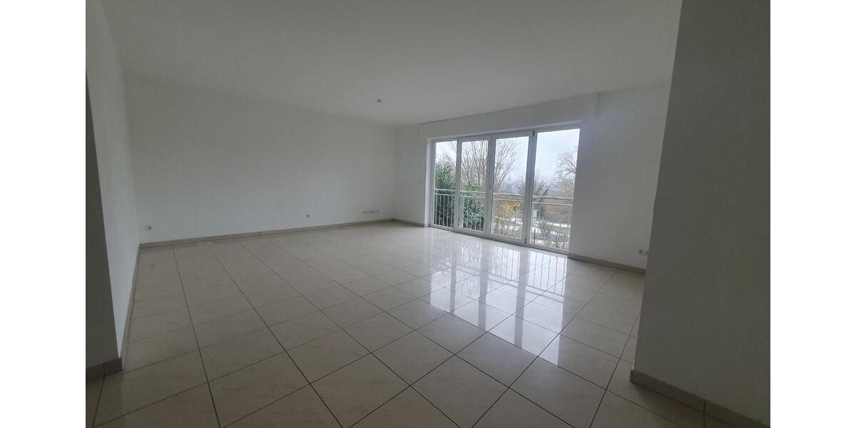 Erdgeschoßwohnung Haibach - 2.5 Zimmer, 110 m&sup2;, 1.300&euro; | Angebot:25046894