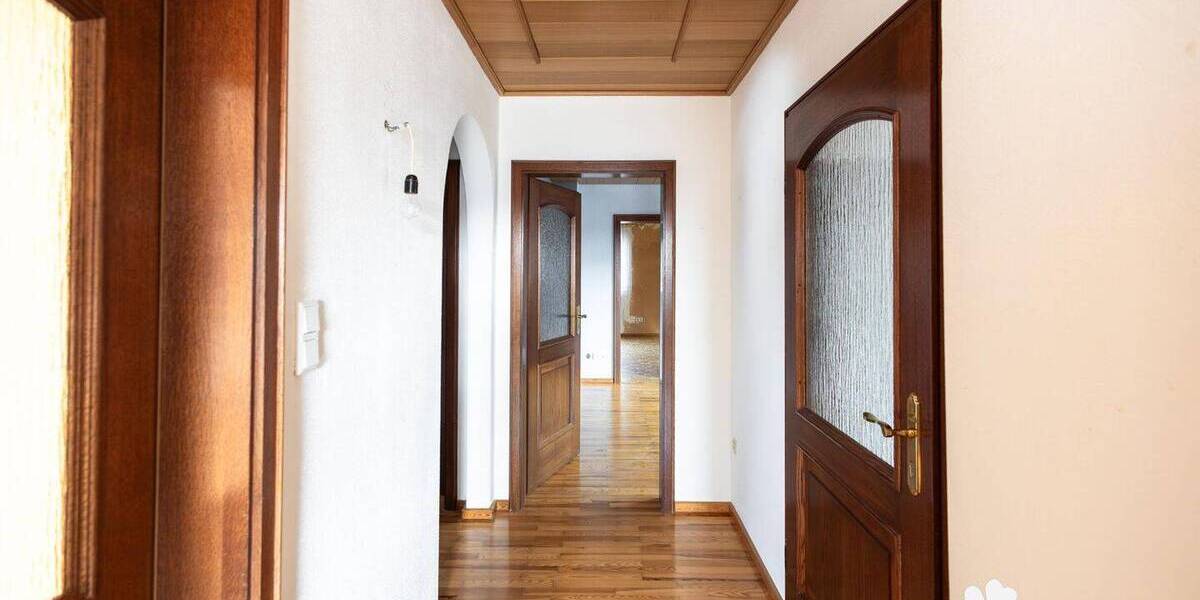 Mehrfamilienhaus, Wohnhaus Haibach - 8 Zimmer, 218 m&sup2;, 535.000&euro; | Angebot:26244927