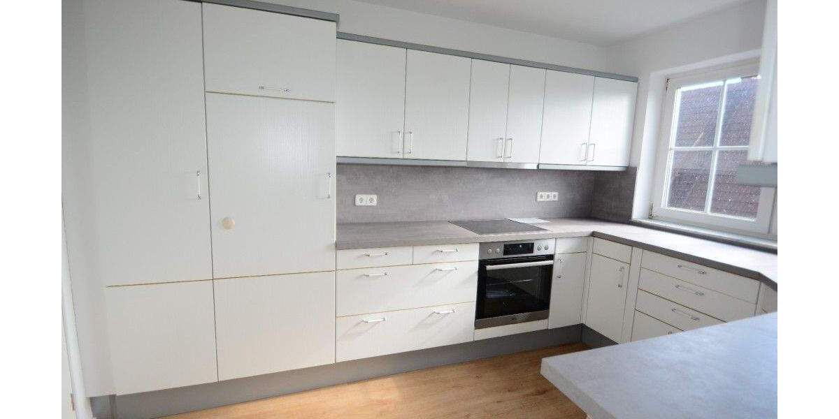 Etagenwohnung Aschaffenburg Innenstadt - 3 Zimmer, 130 m&sup2;, 560.000&euro; | Angebot:25725887