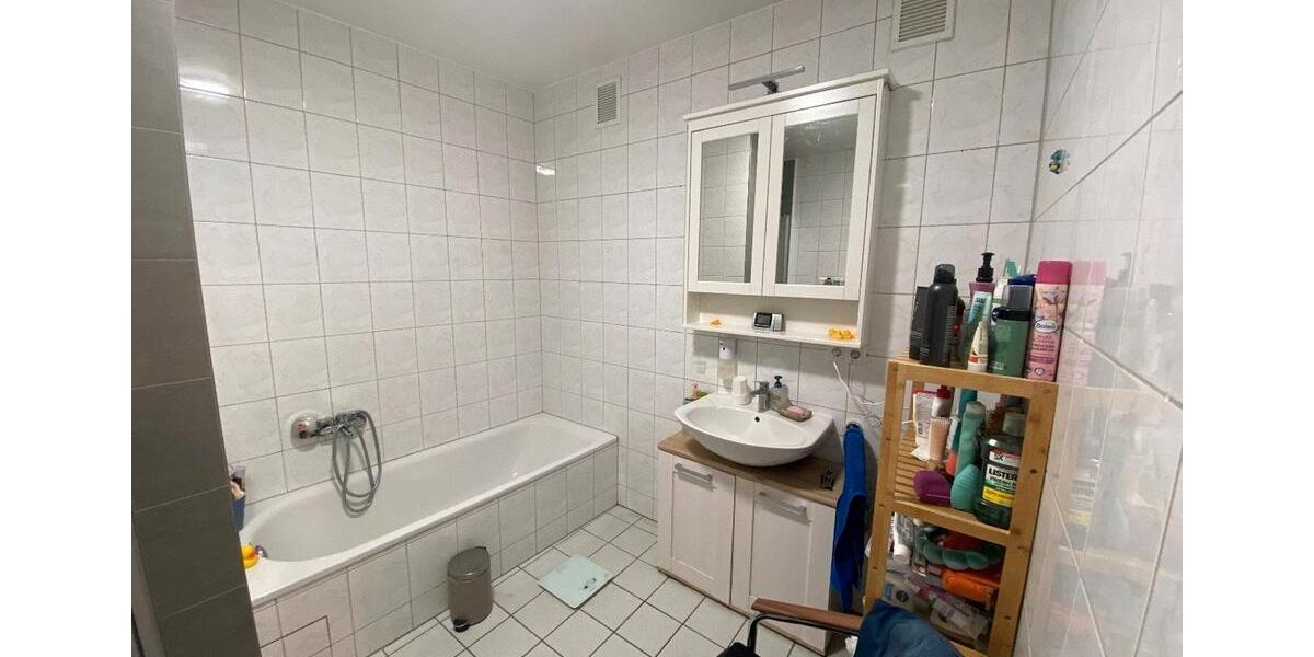 Etagenwohnung Großostheim - 5 Zimmer, 190 m&sup2;, 1.376&euro; | Angebot:26664853