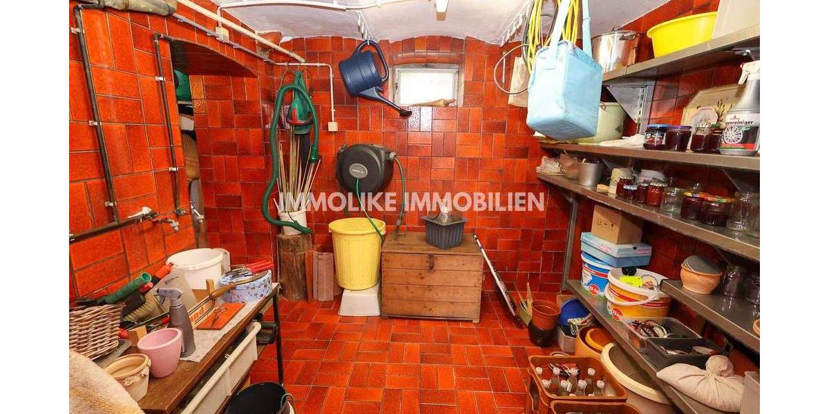 Reihenmittelhaus Gelnhausen-Höchst Höchst - 4 Zimmer, 115 m&sup2;, 190.000&euro; | Angebot:25770851