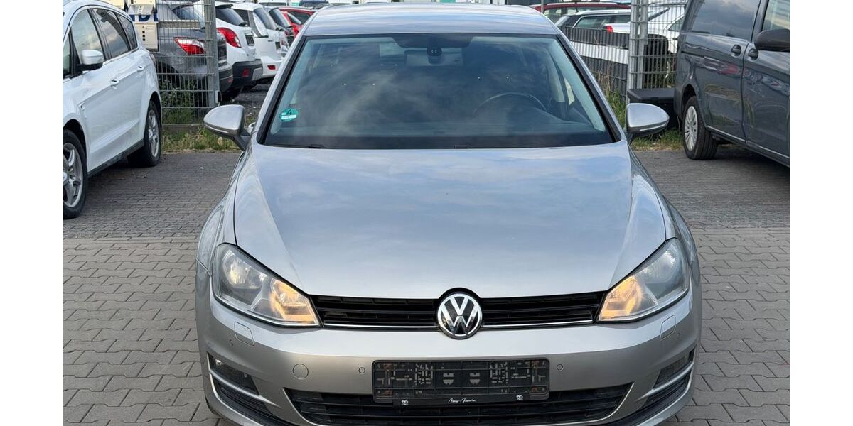 VW Golf 80.695 km 8.999 &euro; Dietzenbach 63128