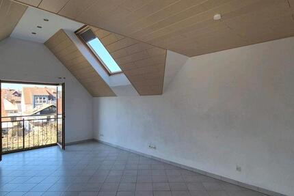 Wohnung Alzenau - 3 Zimmer, 135 m&sup2;, 1.300&euro; | Angebot:25419244