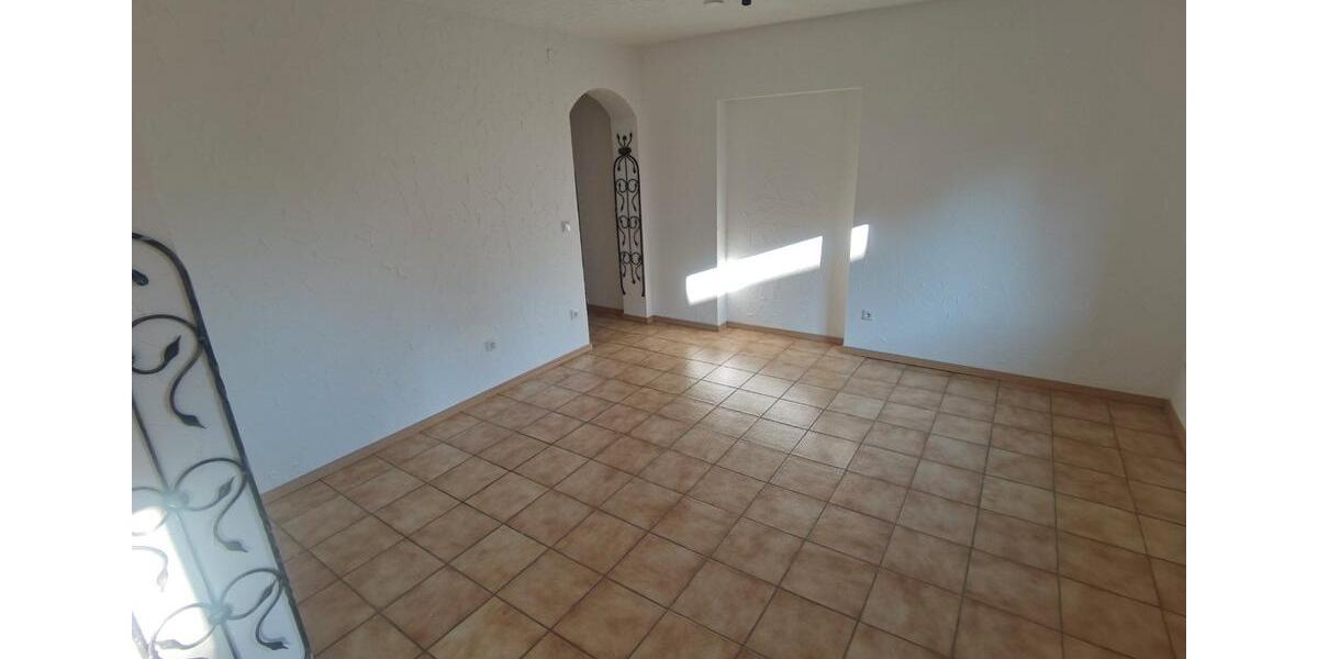 Etagenwohnung Johannesberg - 3 Zimmer, 84 m&sup2;, 740&euro; | Angebot:26083673