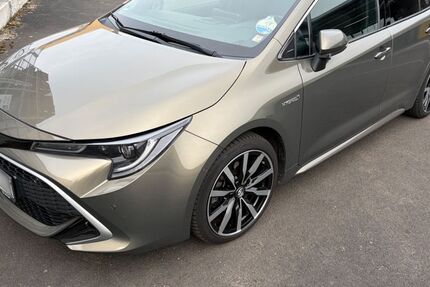 Toyota Corolla 83.000 km 23.000 &euro; Gelnhausen 63571