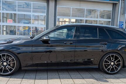 Mercedes-Benz C 450 AMG 70.000 km 29.980 &euro; Collenberg 97903