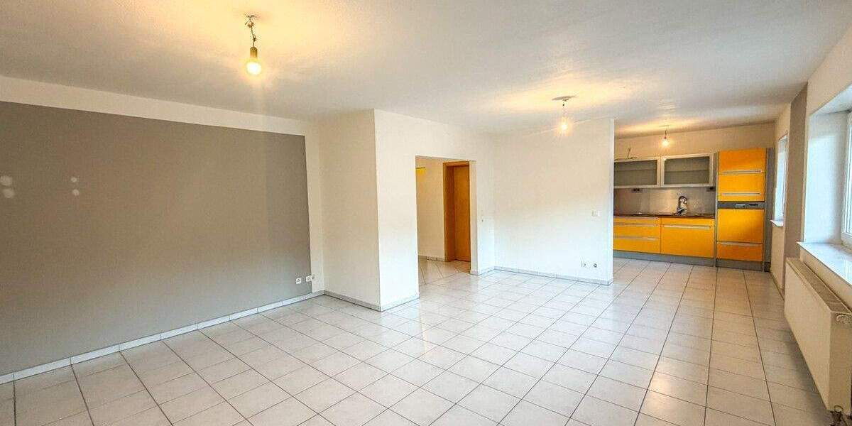 Etagenwohnung Leidersbach - 2 Zimmer, 80 m&sup2;, 600&euro; | Angebot:25774784