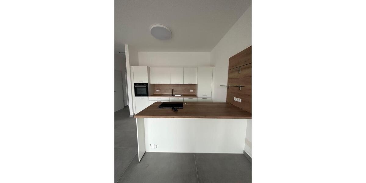 Dachgeschoßwohnung Erlenbach am Main - 5 Zimmer, 139 m&sup2;, 1.900&euro; | Angebot:26424663
