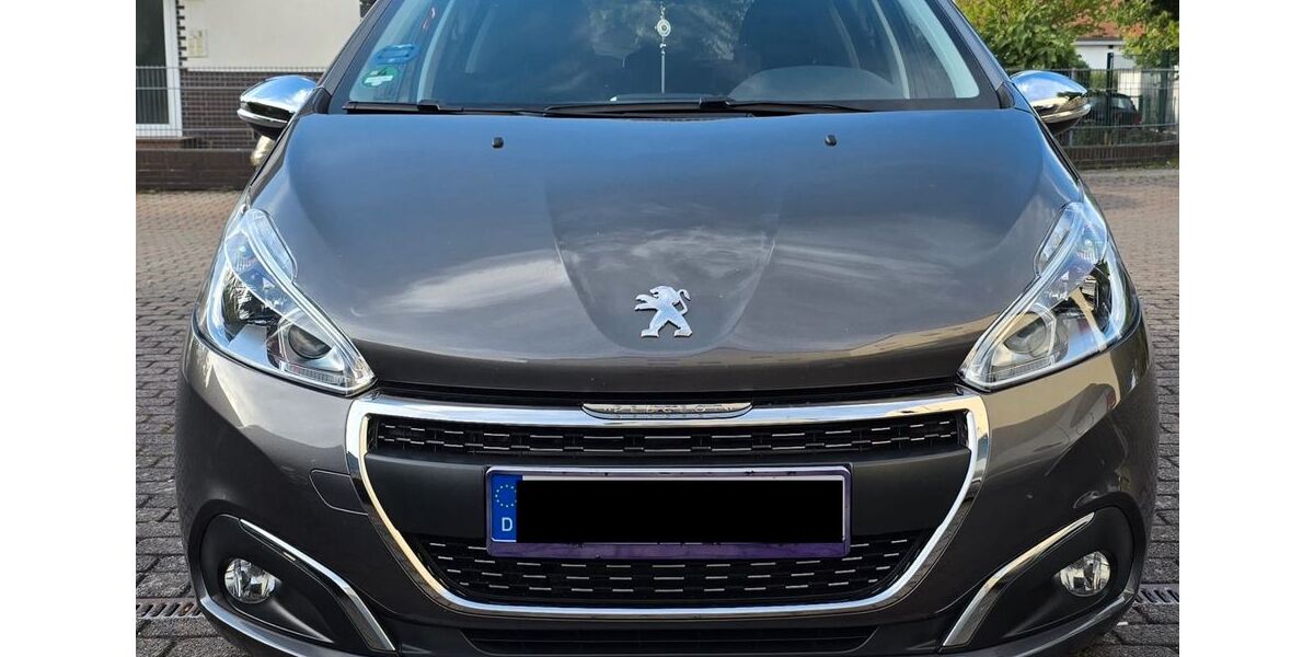 Peugeot 208 67.300 km 8.800 &euro; Hanau 63456