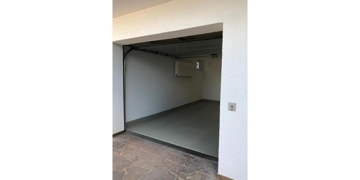 Einfamilienhaus Bürgstadt - 9 Zimmer, 300 m&sup2;, 2.950&euro; | Angebot:24940965