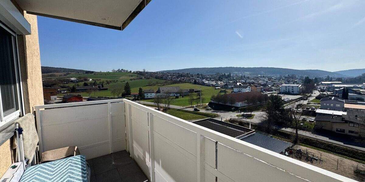 Etagenwohnung Bad König - 2 Zimmer, 63 m&sup2;, 137.000&euro; | Angebot:25698133