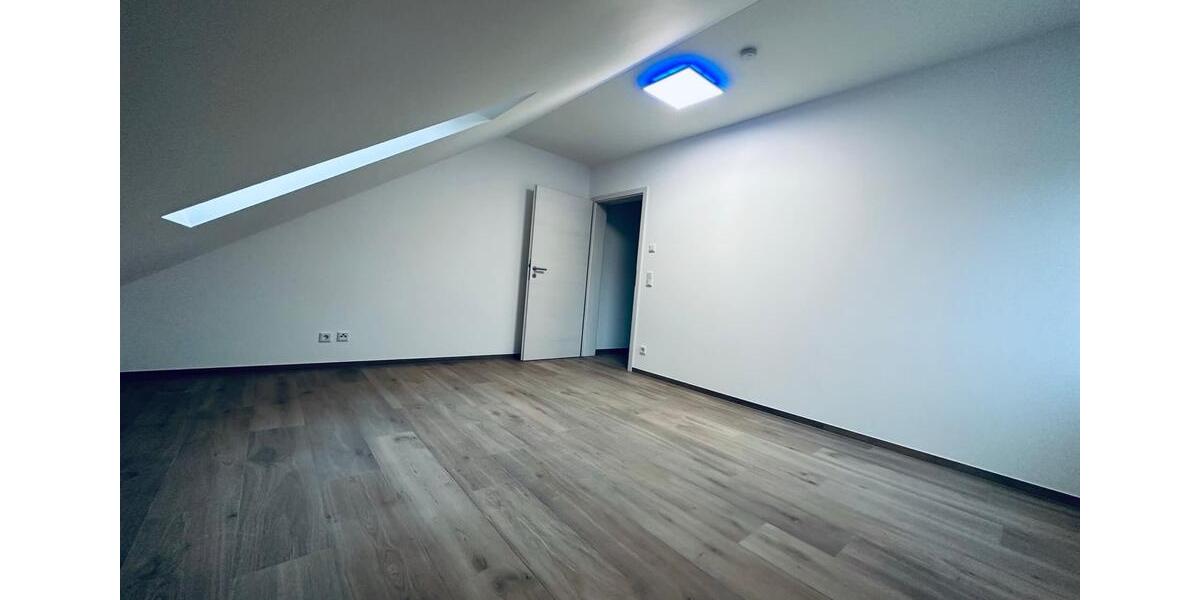 Dachgeschoßwohnung Breuberg - 4 Zimmer, 114 m&sup2;, 1.200&euro; | Angebot:24399276