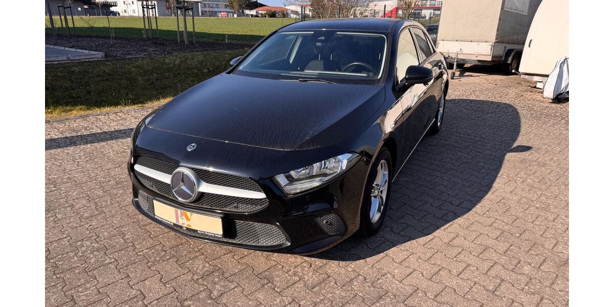 Mercedes-Benz A 180 121.852 km 14.790 &euro; Elsenfeld 63820