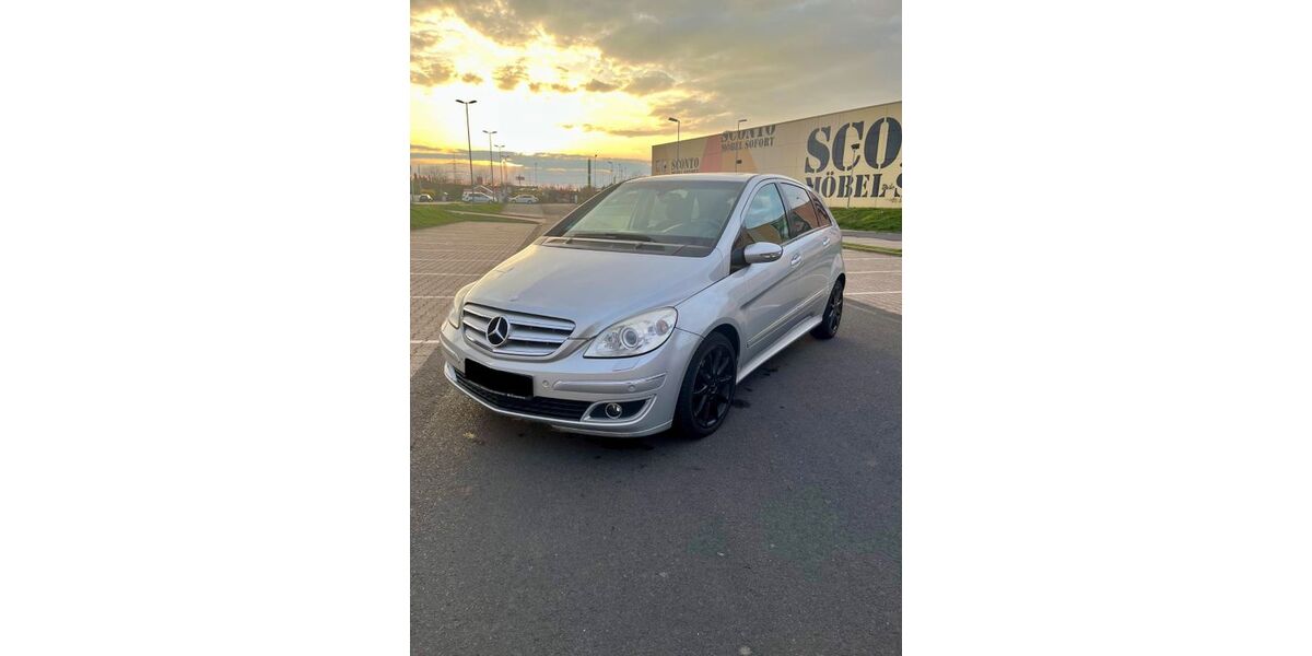 Mercedes-Benz B 200 163.000 km 4.750 &euro; Gelnhausen 63571