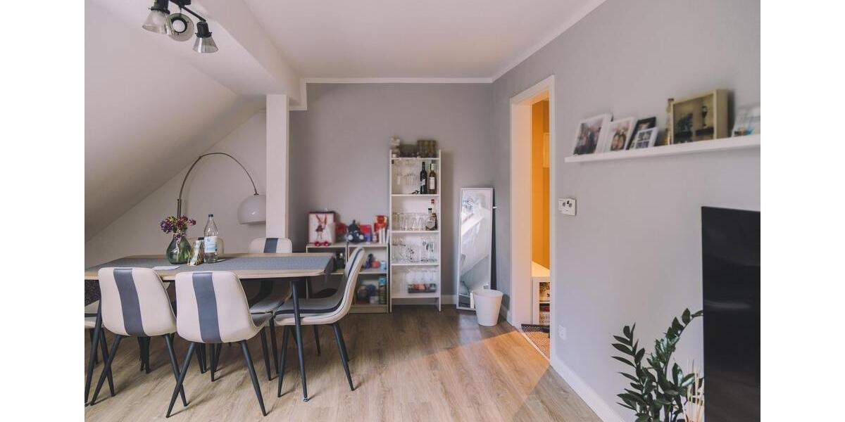 Dachgeschoßwohnung Hanau - 2 Zimmer, 68 m&sup2;, 900&euro; | Angebot:26296793