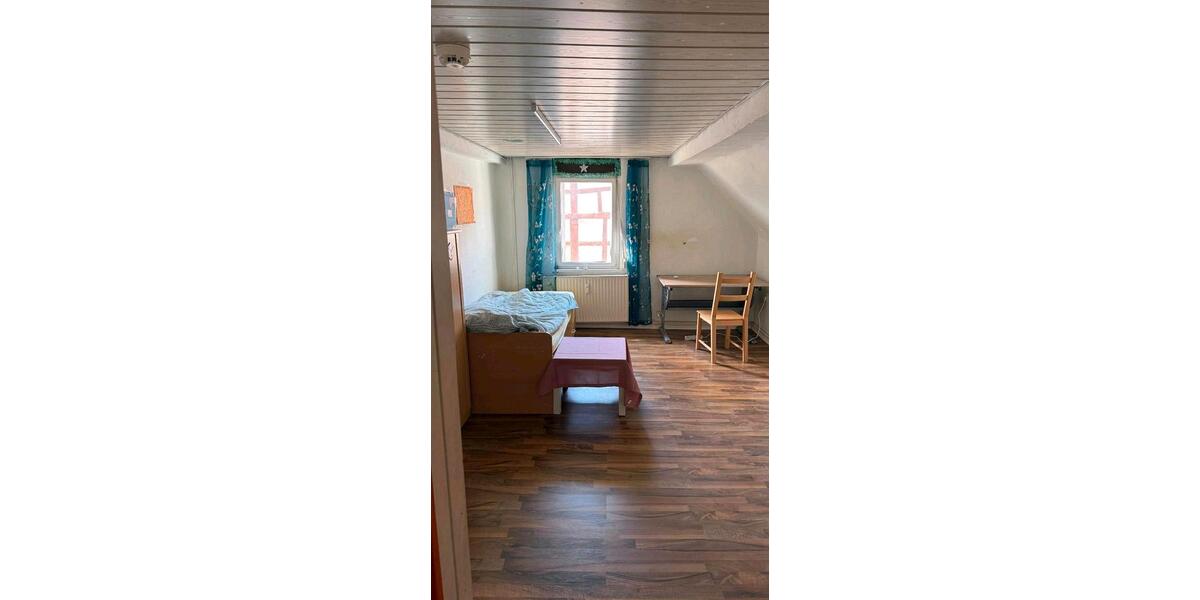 Einfamilienhaus Gelnhausen - 6 Zimmer, 110 m&sup2;, 1.250&euro; | Angebot:26601589