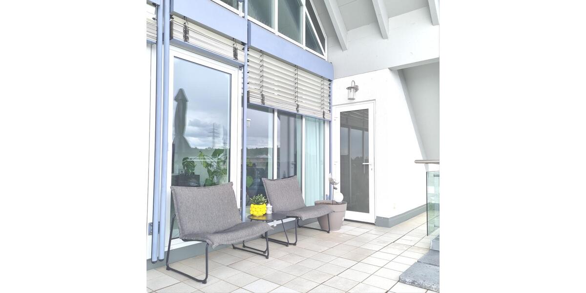 Dachgeschoßwohnung Kleinostheim - 5.5 Zimmer, 240 m&sup2;, 1.700&euro; | Angebot:26660338