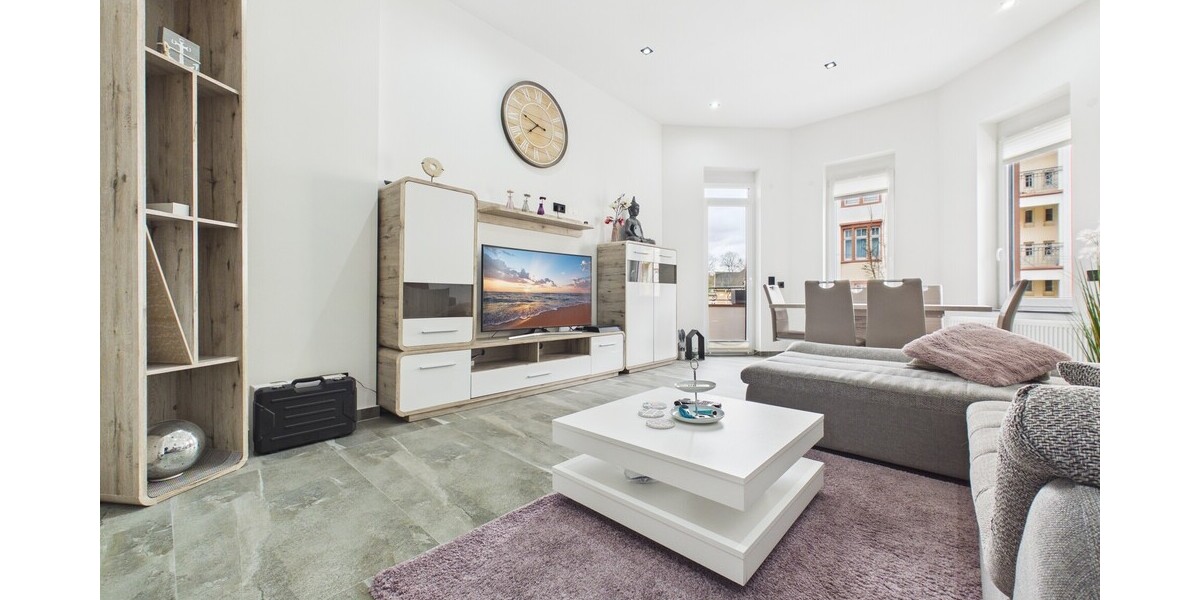 Exklusive 2-Zimmer-Wohnung mit Balkon, moderner Einbauküche und Stellplatz in Hanau - Etagenwohnung Hanau | Angebot:26019443