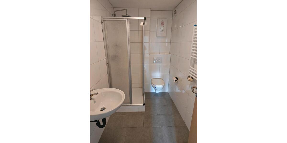 Etagenwohnung Maintal - 1 Zimmer, 40 m&sup2;, 400&euro; | Angebot:25975724