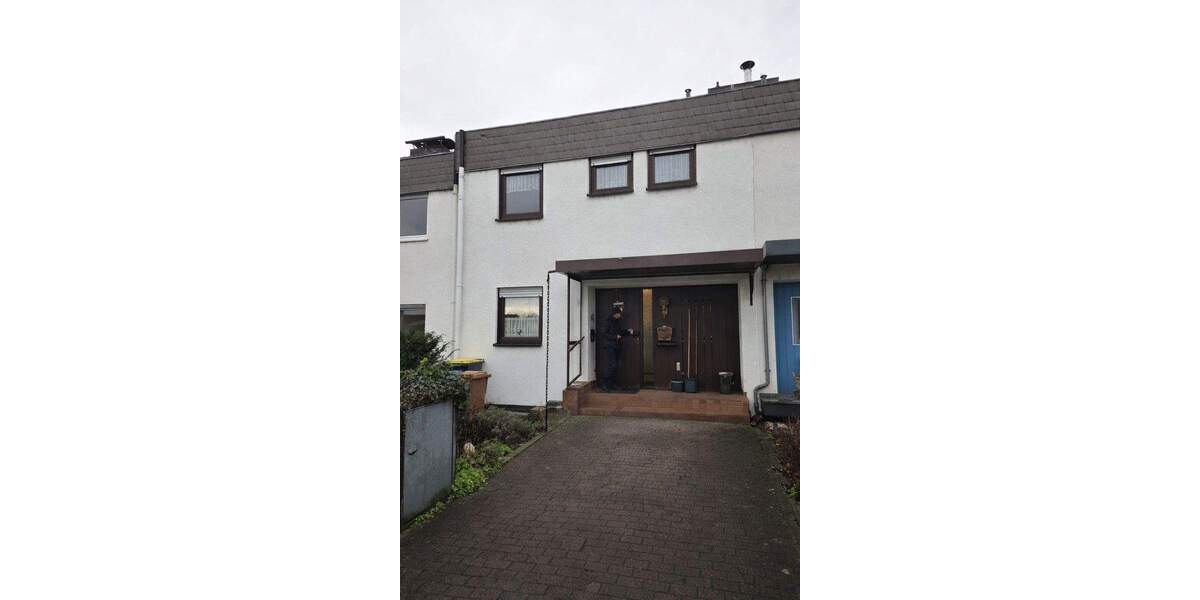 Reihenmittelhaus Aschaffenburg Damm - 5 Zimmer, 135 m&sup2;, 425.000&euro; | Angebot:25749975