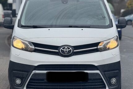 Toyota Proace (Verso) 213.000 km 8.950 &euro; Dieburg 64807