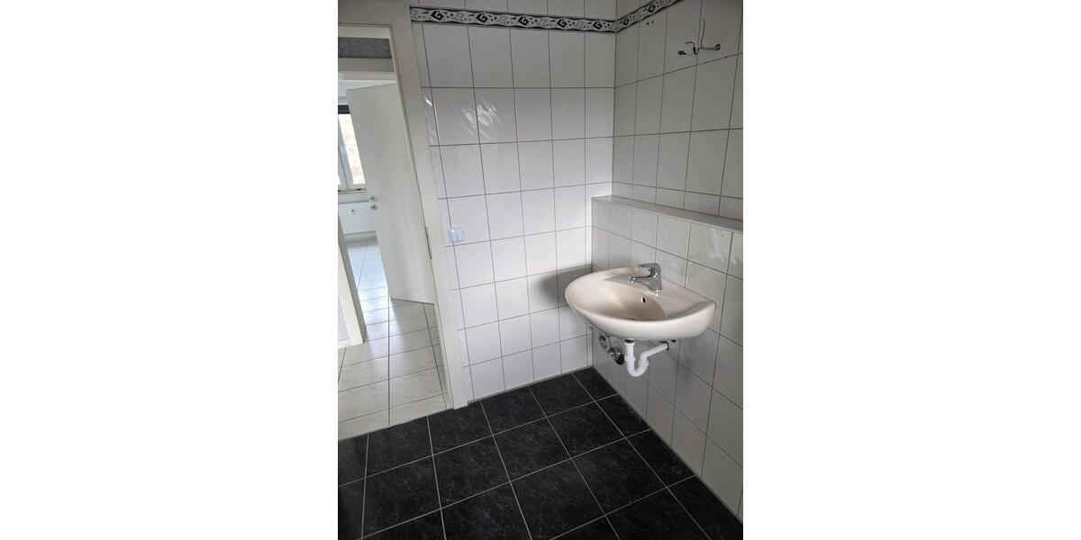 Etagenwohnung Aschaffenburg Damm - 4 Zimmer, 101 m&sup2;, 335.000&euro; | Angebot:26327225