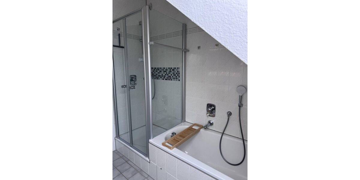 Etagenwohnung Aschaffenburg Damm - 2 Zimmer, 67 m&sup2;, 1.280&euro; | Angebot:26819117