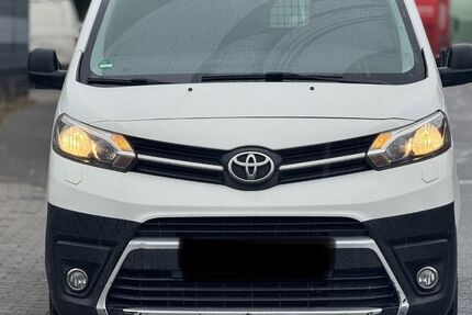 Toyota Proace (Verso) 142.000 km 10.950 &euro; Dieburg 64807