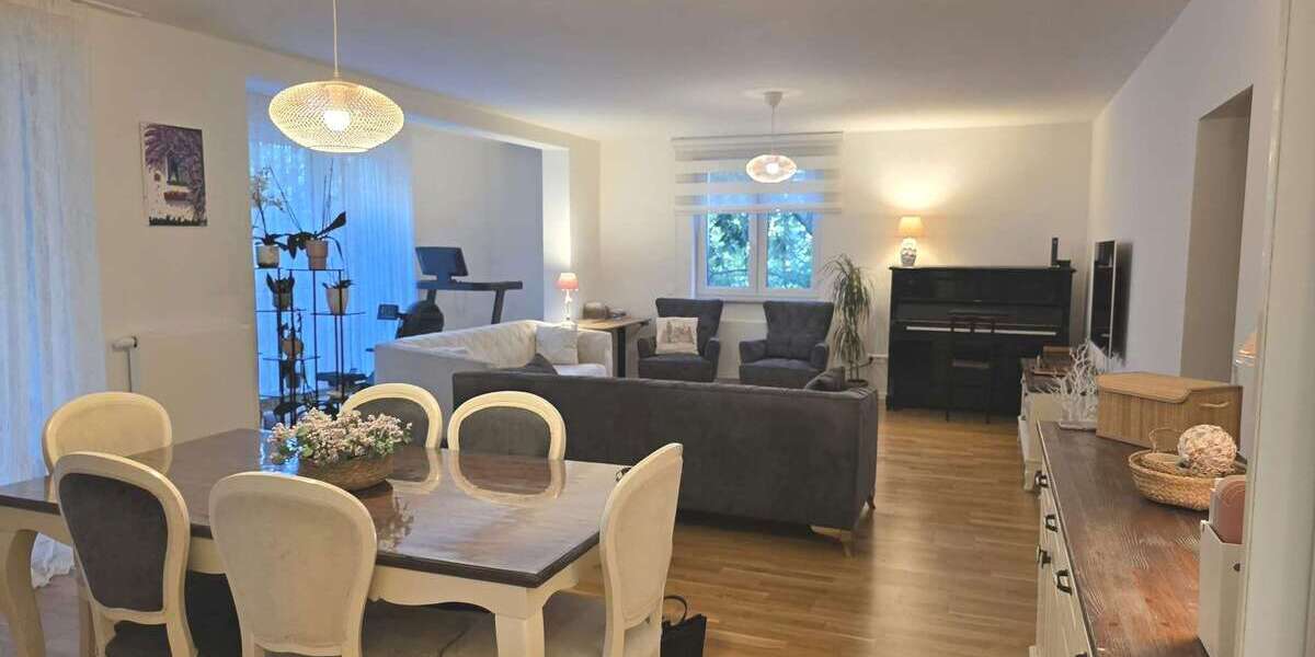 Etagenwohnung Hanau Großauheim - 4 Zimmer, 127 m&sup2;, 1.650&euro; | Angebot:27348354