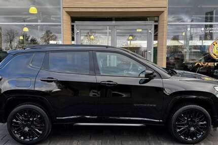 Jeep Compass 11.617 km 26.490 &euro; Aschaffenburg 63741