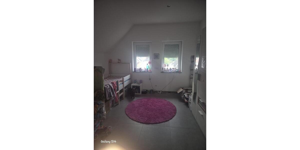 Dachgeschoßwohnung Rodgau - 3 Zimmer, 110 m&sup2;, 1.400&euro; | Angebot:26660603