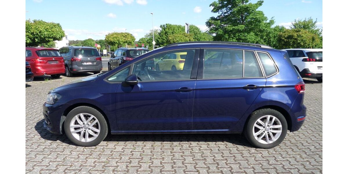 VW Golf Sportsvan 130.000 km 12.990 &euro; Erlenbach a. Main 63906