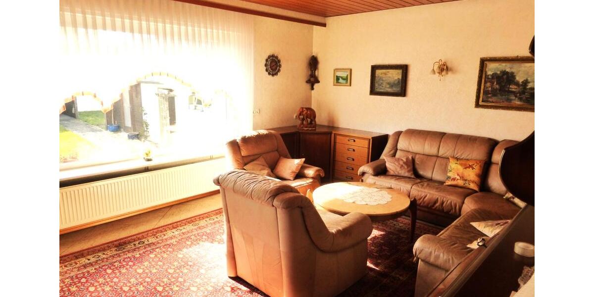 Einfamilienhaus Hasselroth - 7 Zimmer, 140 m&sup2;, 429.000&euro; | Angebot:26690506